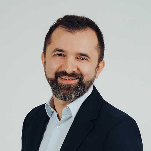 Adnan Dambo (kleines Bild)